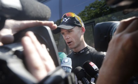 Chris Froome fends off yet more questions about doping